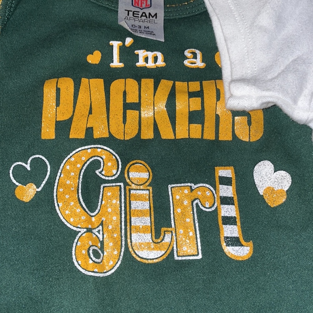 NFL packers 0 to 3 month onesies - Picture 3 of 4